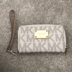 Michael Kors Wristlet